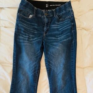 NY & Co CURVY SCULPTING SKINIY JEANS Size 14